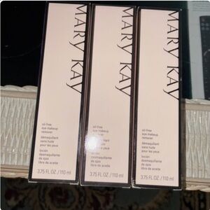 Mary Kay Oil free eye makeup remover set of 3 
New 3.75 oz bottles gentle clean